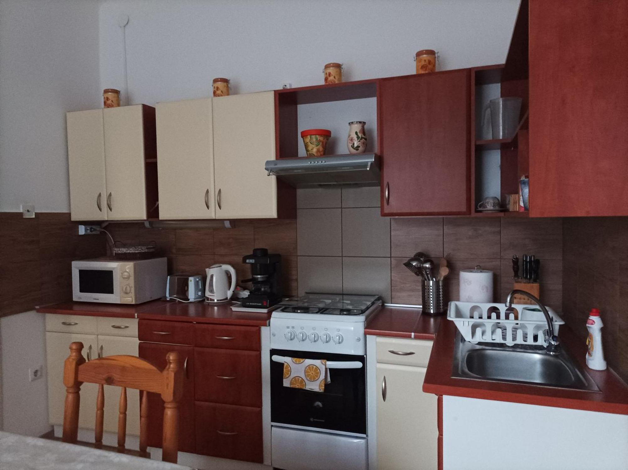 Tazlar Tartos Szegfu Vendeghaz, Maganszallas المظهر الخارجي الصورة